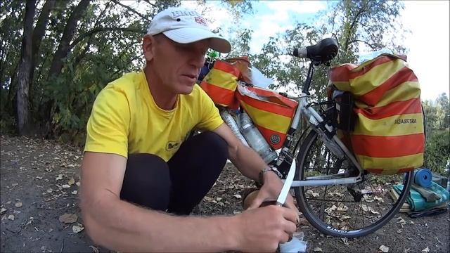 Простой походный умывальник. смотреть онлайн