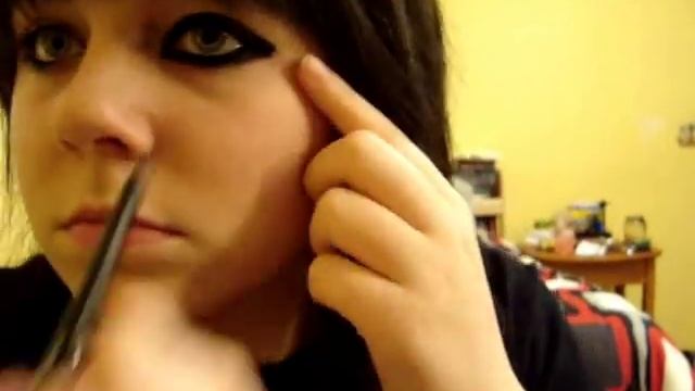 How I do my "scene/emo" makeup смотреть онлайн