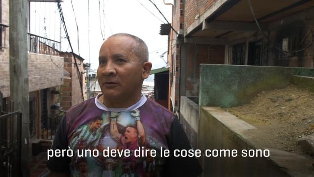 Medellín: Viaggio nell'ex capitale mondiale degli omicidi. - Documentario di viaggio смотреть онлайн