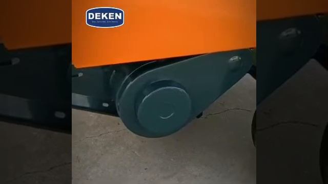 Мини-пресс-подборщик для соломы | Мини и компактные пресс-подборщики для сена | DEKEN смотреть онлайн