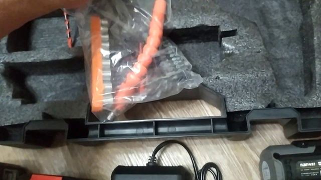 Шуруповерт Nanwei 21v 7.5 Ah, 200Nm. Осуществляем продажу. смотреть онлайн