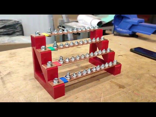 RC19 БШ4-3.20-10 Блок медных шин 3х20 мм 4 полюса по 10 присоединений, ширина 250 мм, 275 А смотреть онлайн