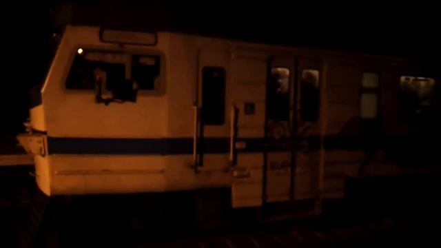 Транспортный коллапс городского электропоезда в Киеве (часть 4) смотреть онлайн