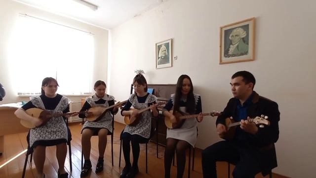 ансамбль Думбыра. ГБОУ РГИ им Г. Альмухаметова смотреть онлайн