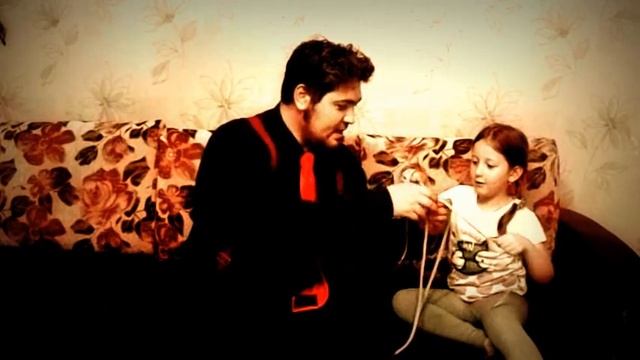 Катушка ниток сквозь шнурок смотреть онлайн