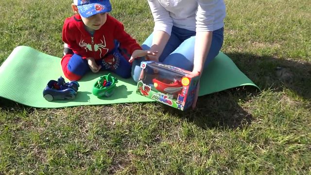 Распаковка и обзор Герои в масках PJ Masks Unboxing And Playing With Catboy Gekko Owlette Toys смотреть онлайн