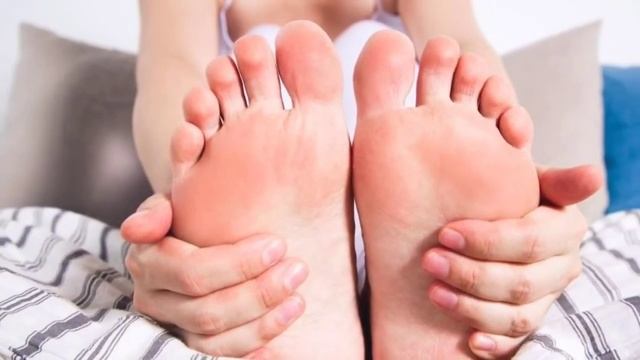 पैरों में फंगल इंफेक्शन या केंदुआ खाना (Athlete's foot) क्या है ? क्यों होता है ? कौन सी दवाई ले ? смотреть онлайн