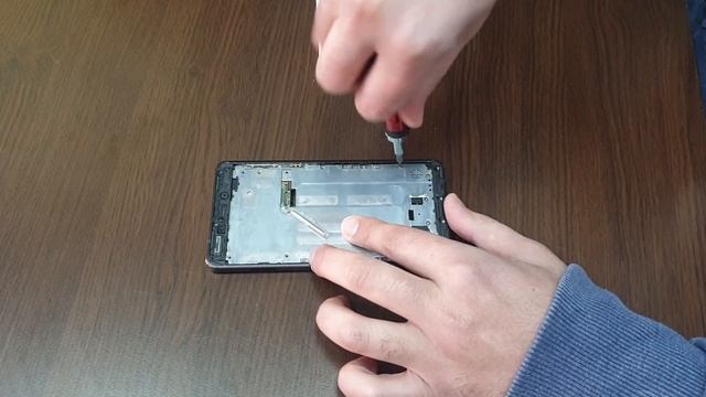Nokia 6.1 TA-1050 2018 disassembly, screen replacement, battery replacement, charging port repair смотреть онлайн