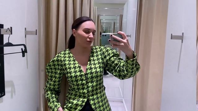Самые красивые вечерние образы 2021! Подборка вечерних нарядов от магазина Lime смотреть онлайн