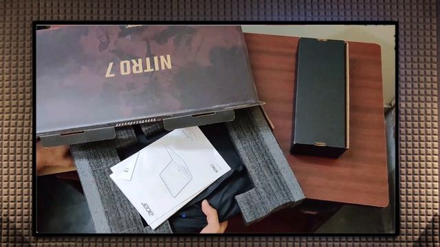 Acer Nitro 7 AN715-51 Unboxing смотреть онлайн