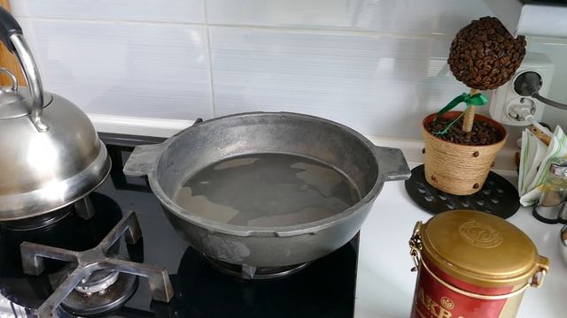 Подготовка чугунной сковороды к использованию