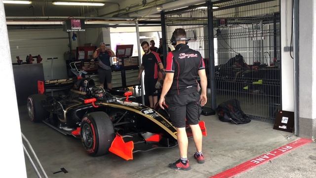 Dallara GP2/08 Mecachrome 4.0L V8 Start Ups, Pure Sound & Fly Bys