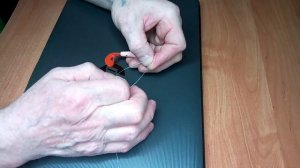 Привязка джиг головки к леске или шнуру узлом рапала. Всё просто и надёжно.