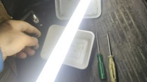 Разборка обшивки двери, ручки стеклоподъёмника ВАЗ 21074