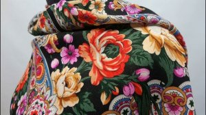 Девица-краса. Артикул 1869-18. Павловопосадский платок с шелковой бахромой. Видео обзор. Юлия Уткин