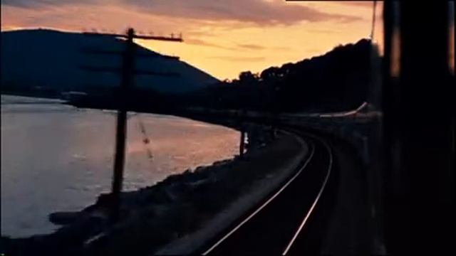 "Стучат колеса где - то" исполняет Irina Treu смотреть онлайн