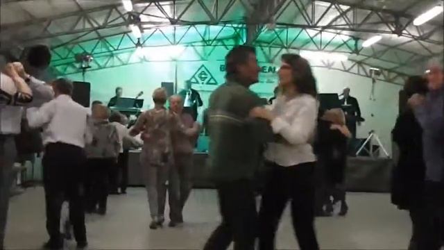 Mirella Group-La strana Famiglia-Crevada 2016-Mario Barri смотреть онлайн