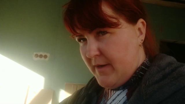 Доделала фасад. Фактура короед или кара дерева из клеевого состава. Не реклама а просто совет.