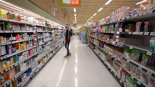 ПОХОД ЗА ПРОДУКТАМИ И ОТПРАВКА ПОСЫЛКИ ИЗ КАНАДЫ | Влог №15 смотреть онлайн