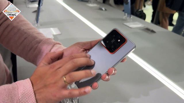 Xiaomi 14 Ultra, Watch S3 and Band 8 launched | Quick review | MWC 2024 смотреть онлайн