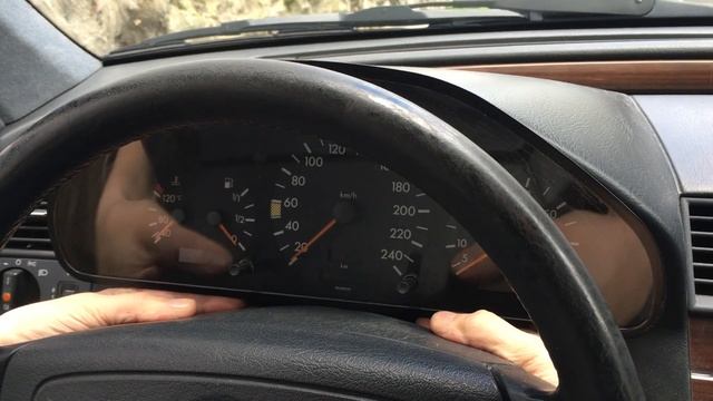 KOMBIINSTRUMENT BEI MERCEDES-BENZ C180 W202 - AUSBAUEN смотреть онлайн