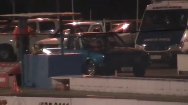 SOARER VS TORANA UTE AT TOWNSVILLE DRAGWAY 2010 смотреть онлайн