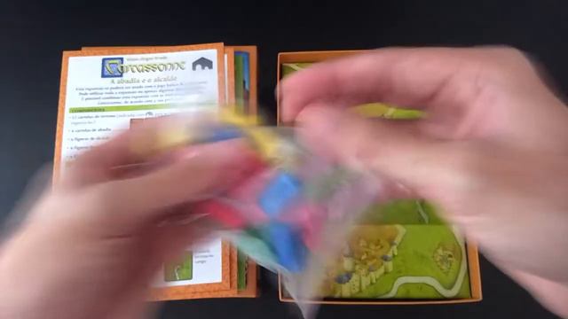 O Que Vem Na Caixa? - Carcassonne - A Abadia E O Alcaide (Expansion 5 - Abbey & Mayor)