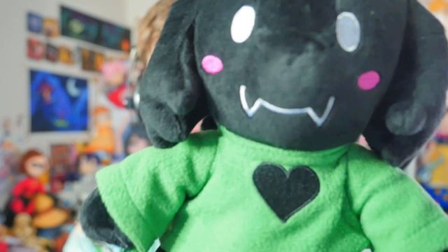 a look at the OFFICIAL DELTARUNE Ralsei Plush... смотреть онлайн
