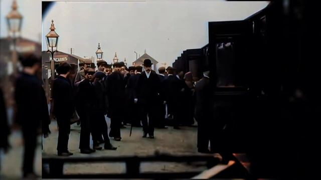 1902 год - Прибытие поезда (в цвете) / Train arrival смотреть онлайн