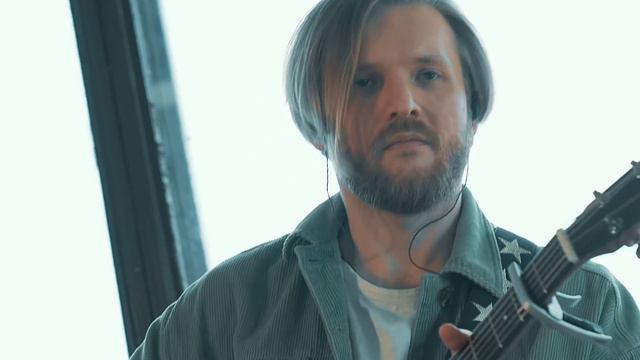 VOЛNA - Взрослые дети (Live 2021 квартирник на студии Flanger) смотреть онлайн