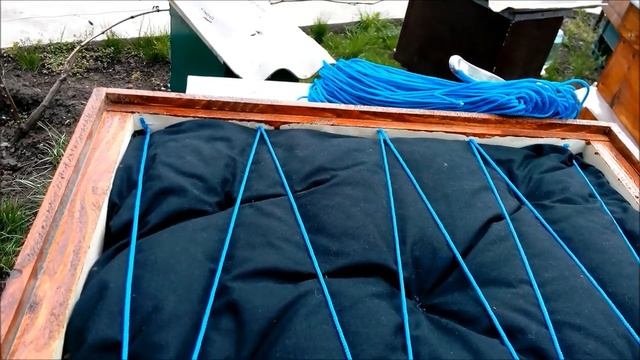 Пчеловодство Крепление подушки в крыше Beekeeping mount cushion in the roof смотреть онлайн
