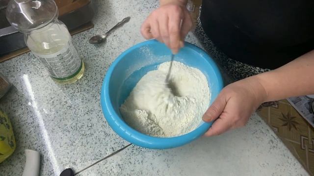 Проверяю рецепт и пеку ХЛЕБ НА СКОВОРОДЕ! А так же вкусные КОТЛЕТЫ АССОРТИ и ДОМАШНИЕ ПИРОГИ! смотреть онлайн