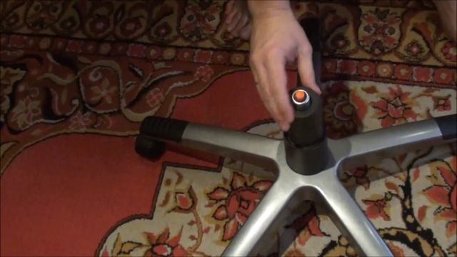 Распаковка и сборка.Офисное кресло из магазина JYSK. смотреть онлайн