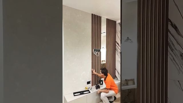 как наклеить рейки на стену