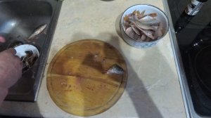 Жёлтый полосатик! Делаем сами из мелкого окуня!