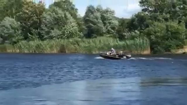 Testfahrt Sportboot mit 60 PS смотреть онлайн