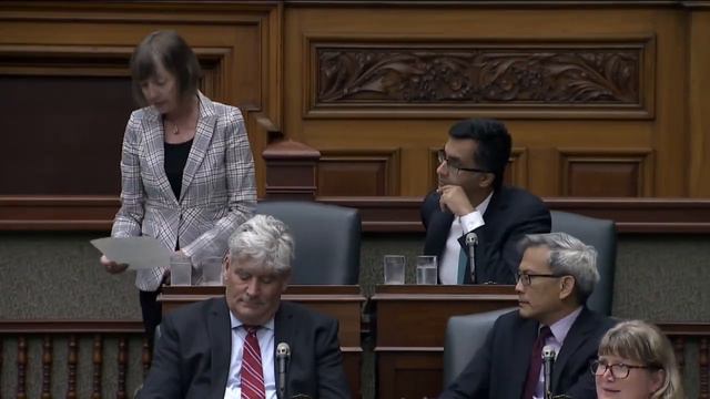 2022-08-25 Question Period смотреть онлайн