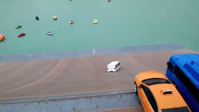 CARBOT TRANSFORMERS DISNEY CAR SLIDE 카봇 트랜스포머 디즈니카 미끄럼틀 놀이 смотреть онлайн