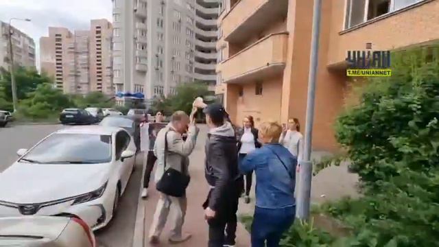 Екснардепа Тараса Чорновола викинули у смітник і облили зеленкою смотреть онлайн