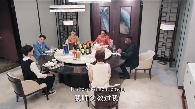 The man looked down on the intern, but he didn't expect him to be the chairman's son！ смотреть онлайн