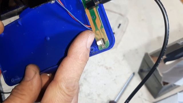 машинка для набивки сигарет не включается -ремонт смотреть онлайн