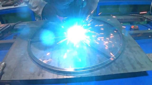 ?КАК ЗАРАБОТАТЬ ?своими руками. Необычное решение из профильной трубы. Холодная ковка. смотреть онлайн