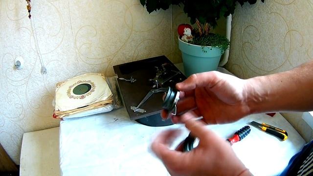 ? Патефон г. Молотов + пластинки. Распаковка посылки, обзор содержимого смотреть онлайн