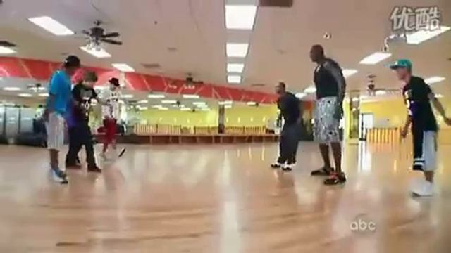 Xitay Tajawuzchilirini Qoghlap Chiqirish-Perz Ibadettur-Abduqadir Yapchan(2010.12.04) смотреть онлайн