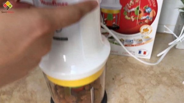 MOULINEX Multi Moulinette 6-in-1 AT723 Review - MOULINEX mini chopper unboxing by Saimi's Kitchen