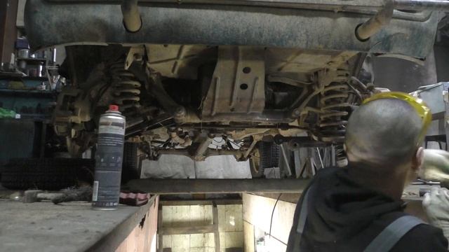 НИВА 2121 замена сайлентблоков не снимая нижние рычаги ч.1 смотреть онлайн