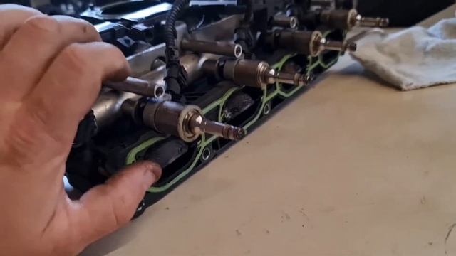 Фольксваген Пассат Б6 1.8 tsi. Проблема с заслонками во впускном коллекторе. смотреть онлайн