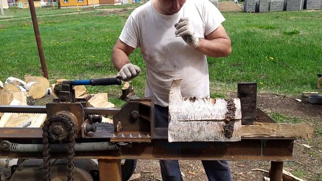 Самодельный дровокол зубчато-реечный через редуктор в работе смотреть онлайн