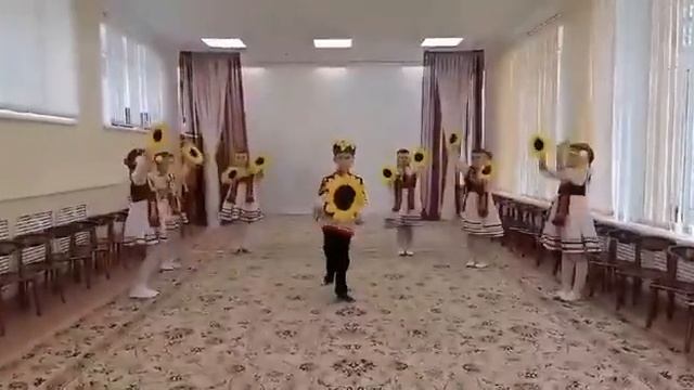 Мордовский танец «Чиньжарамо» смотреть онлайн