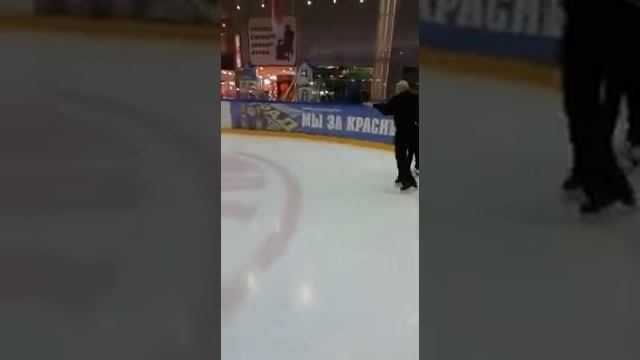 Наши герои. " Старая гвардия " не сдается! Партнерше - 92 года ! 12.2019 смотреть онлайн